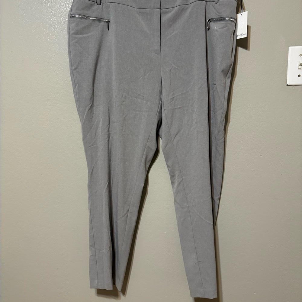 Women’s Straight Slim Calvin Klein Gray Tapered Leg Pants Size 16W‎